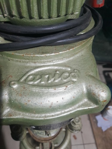 Dosenverschlussmaschine