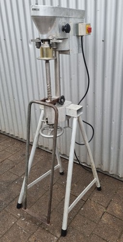 Dosenmaschine